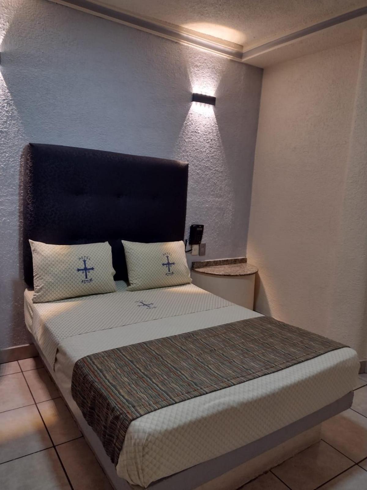 Hotel Astur (Adults Only) Guadalajara Exterior photo